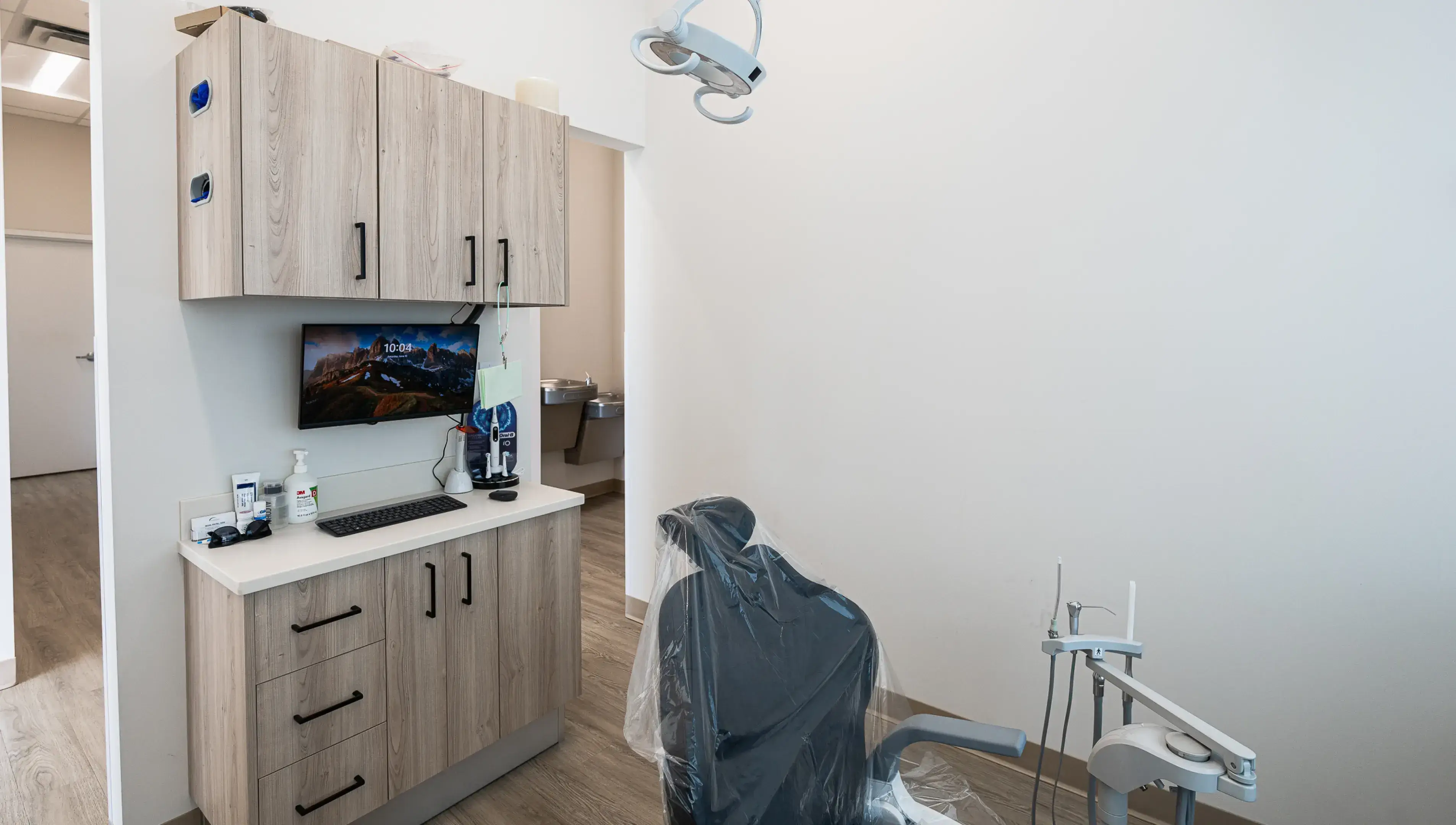 Highland Creek Modern Dentistry office